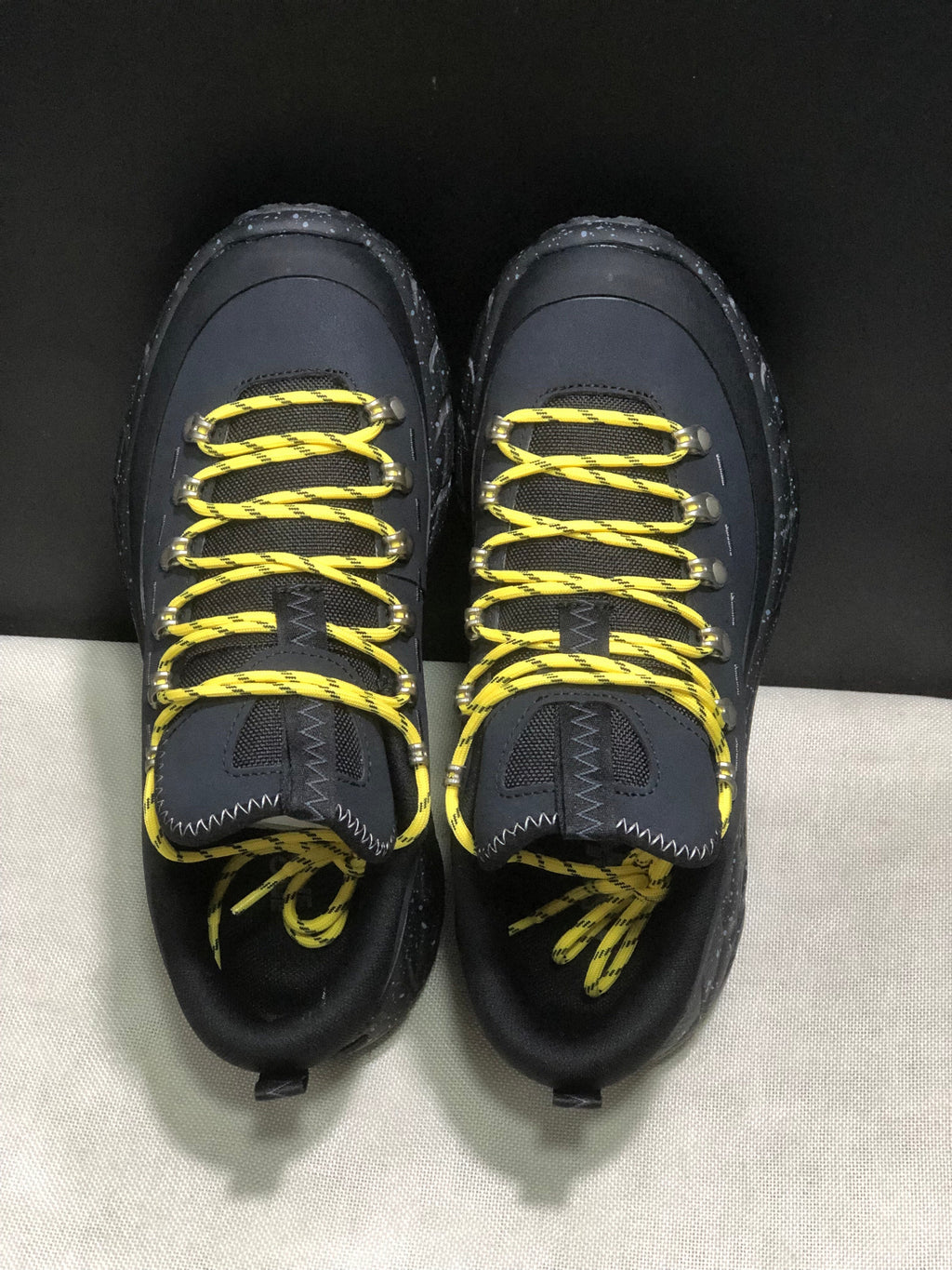 HOKA ONE ONE Tor Summit