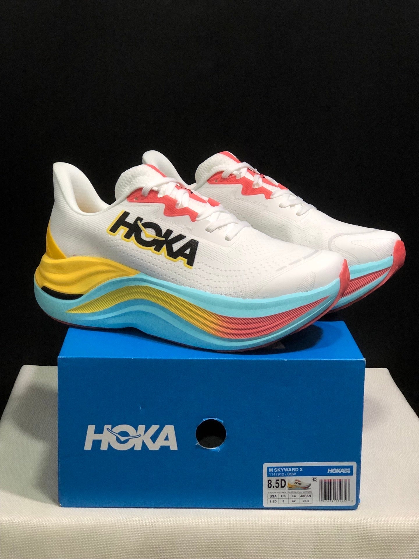 HOKA ONE ONE S KYWARD X